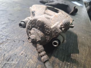 bontott VW POLO IV Jobb első Féknyereg Munkahengerrel