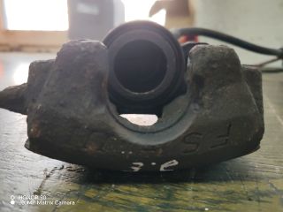 bontott VW POLO IV Jobb első Féknyereg Munkahengerrel