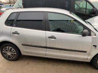 bontott VW POLO IV Jobb első Gólyaláb (Lengécsillapító, Rugó)