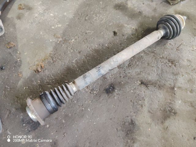 bontott VW POLO IV Jobb Féltengely