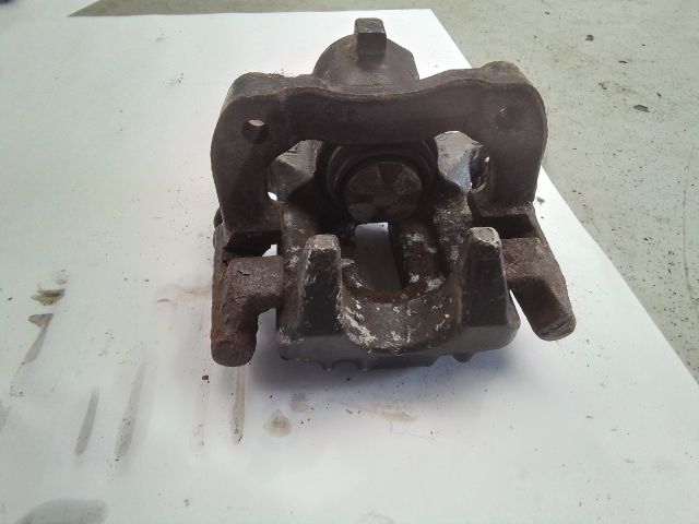 bontott VW POLO IV Jobb hátsó Féknyereg Munkahengerrel