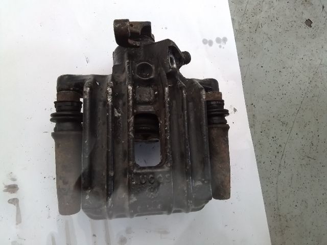 bontott VW POLO IV Jobb hátsó Féknyereg Munkahengerrel