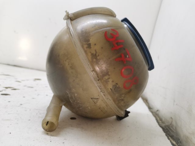 bontott VW POLO IV Kiegyenlítő Tartály