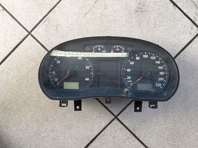 bontott VW POLO IV Kilométeróra