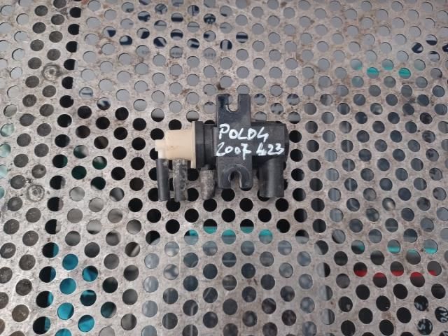 bontott VW POLO IV Lefújószelep