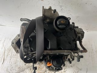 bontott VW POLO IV Motor (Fűzött blokk hengerfejjel)