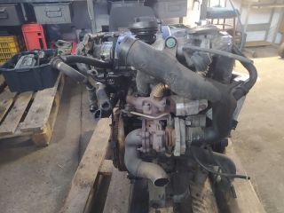 bontott VW POLO IV Motor (Fűzött blokk hengerfejjel)