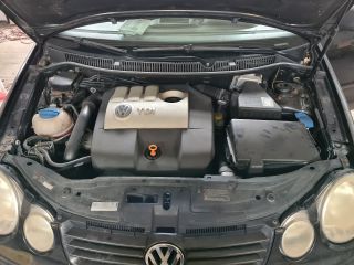 bontott VW POLO IV Motor (Fűzött blokk hengerfejjel)