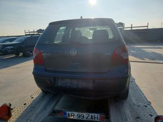 bontott VW POLO IV Motor (Fűzött blokk hengerfejjel)