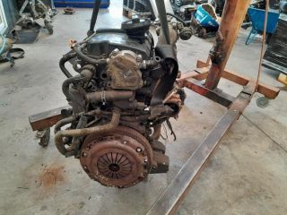 bontott VW POLO IV Motor (Fűzött blokk hengerfejjel)