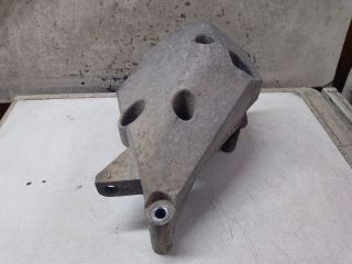 bontott VW POLO IV Motor Tartó Bak (Fém)