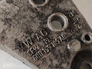 bontott VW POLO IV Motor Tartó Bak (Fém)