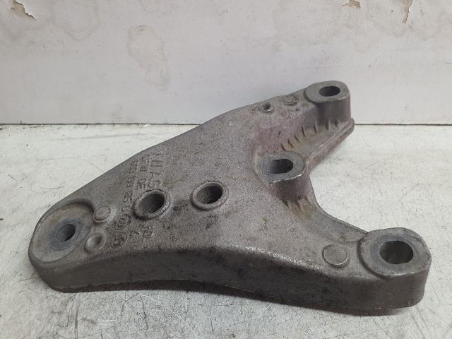 bontott VW POLO IV Motor Tartó Bak (Fém)