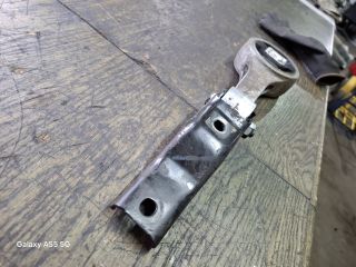 bontott VW POLO IV Motor Tartó Bak (Fém)