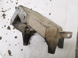 bontott VW POLO IV Motor Tartó Bak (Fém)