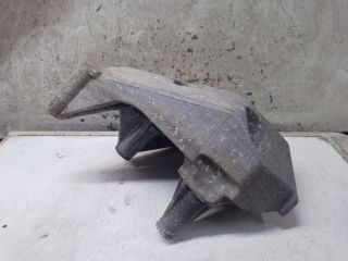 bontott VW POLO IV Motor Tartó Bak (Fém)