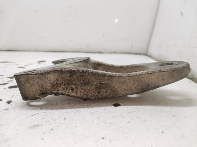 bontott VW POLO IV Motor Tartó Bak (Fém)