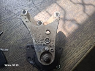 bontott VW POLO IV Motor Tartó Bak (Fém)