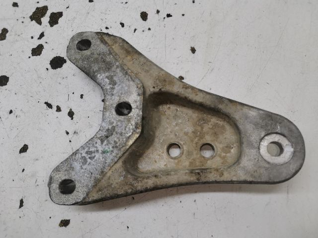 bontott VW POLO IV Motor Tartó Bak (Fém)