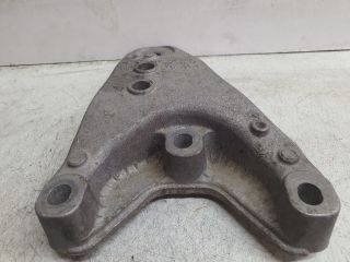 bontott VW POLO IV Motor Tartó Bak (Fém)