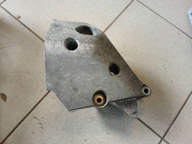 bontott VW POLO IV Motor Tartó Bak (Pozíciófüggetlen)