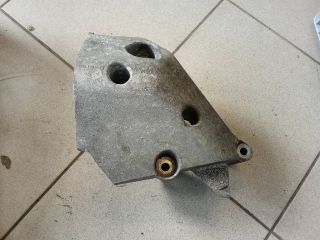 bontott VW POLO IV Motor Tartó Bak (Pozíciófüggetlen)