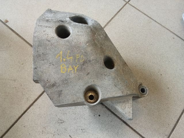 bontott VW POLO IV Motor Tartó Bak (Pozíciófüggetlen)