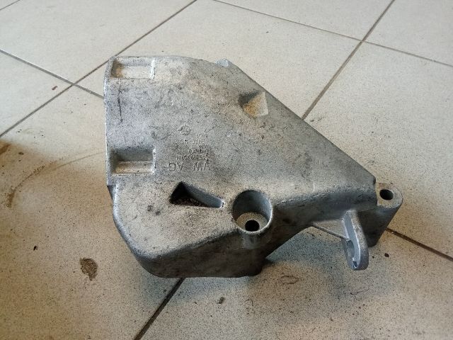 bontott VW POLO IV Motor Tartó Bak (Pozíciófüggetlen)