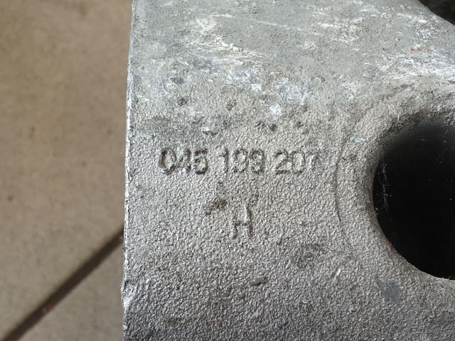 bontott VW POLO IV Motor Tartó Bak (Pozíciófüggetlen)