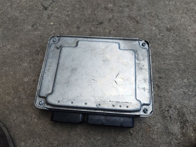 bontott VW POLO IV Motorvezérlő