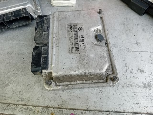 bontott VW POLO IV Motorvezérlő