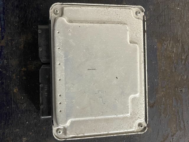 bontott VW POLO IV Motorvezérlő