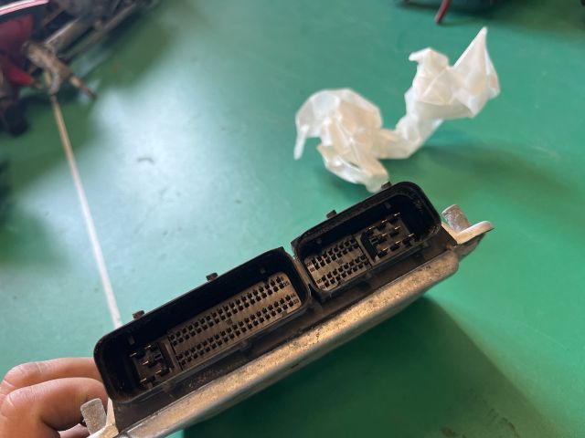 bontott VW POLO IV Motorvezérlő