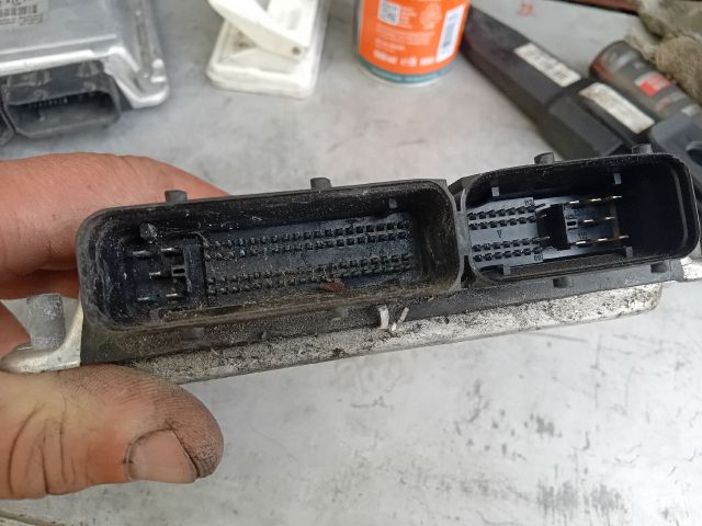 bontott VW POLO IV Motorvezérlő