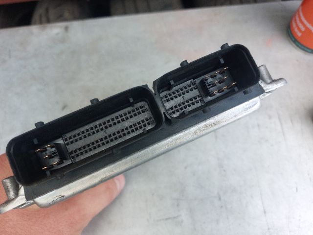 bontott VW POLO IV Motorvezérlő