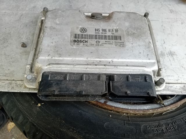 bontott VW POLO IV Motorvezérlő