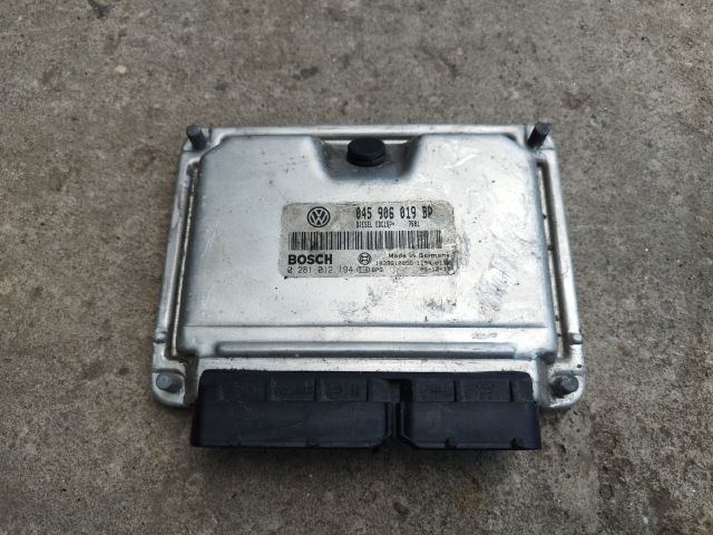 bontott VW POLO IV Motorvezérlő