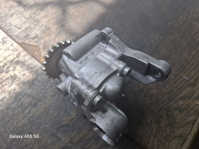 bontott VW POLO IV Olajszivattyú