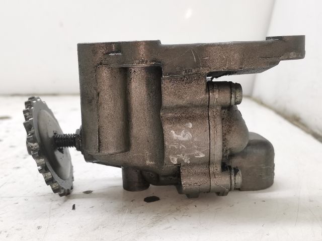 bontott VW POLO IV Olajszivattyú