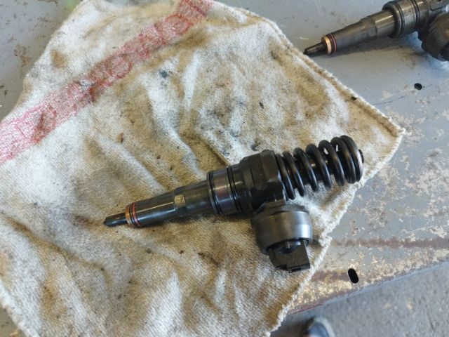 bontott VW POLO IV Porlasztó (1 db)