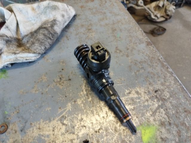 bontott VW POLO IV Porlasztó (1 db)