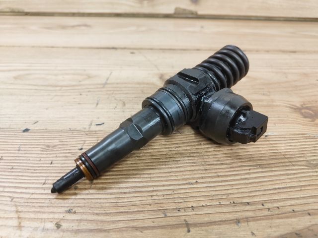 bontott VW POLO IV Porlasztó (1 db)