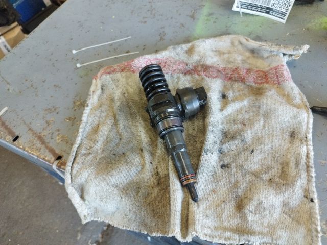 bontott VW POLO IV Porlasztó (1 db)