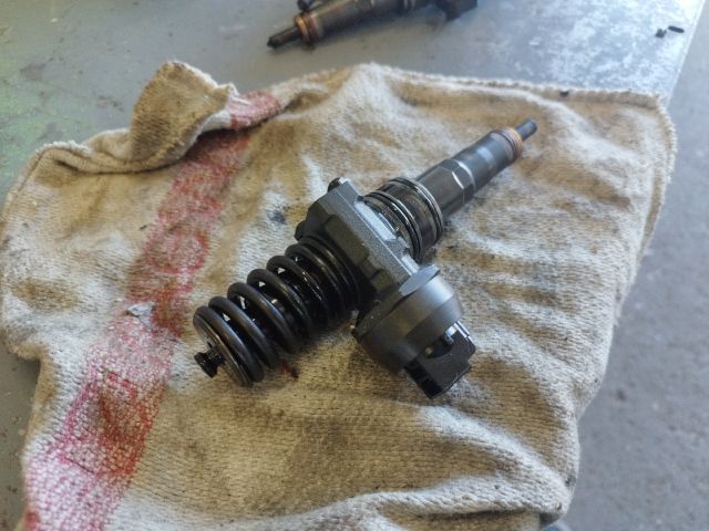 bontott VW POLO IV Porlasztó (1 db)