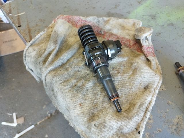 bontott VW POLO IV Porlasztó (1 db)