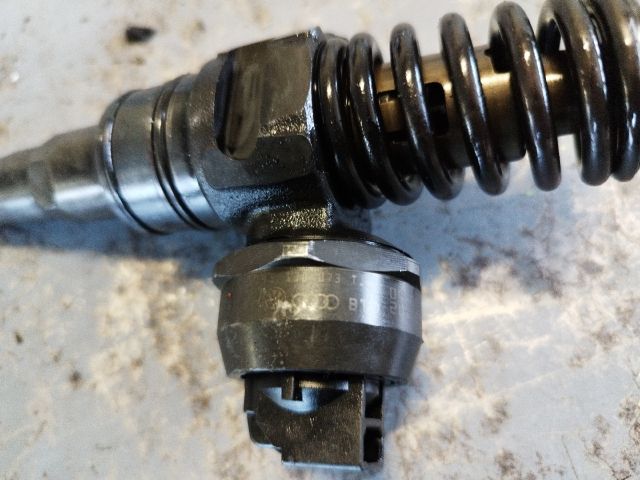 bontott VW POLO IV Porlasztó (1 db)