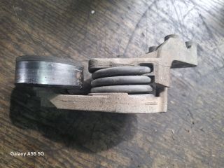 bontott VW POLO IV Szíjfeszítő Görgő