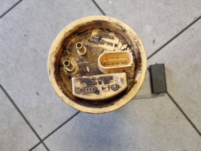 bontott VW POLO IV Üzemanyag Szivattyú