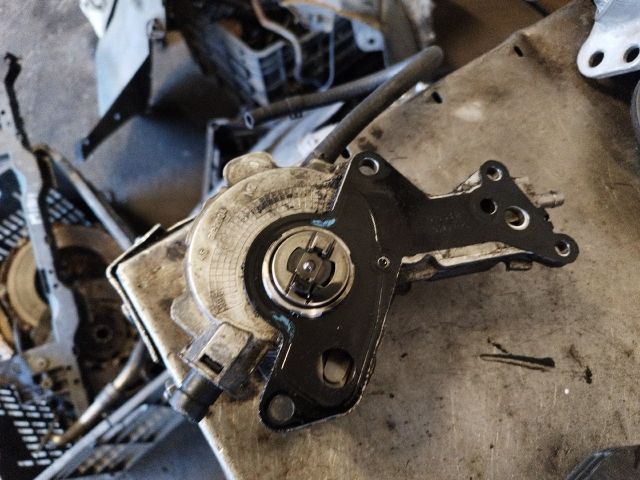 bontott VW POLO IV Vákumpumpa