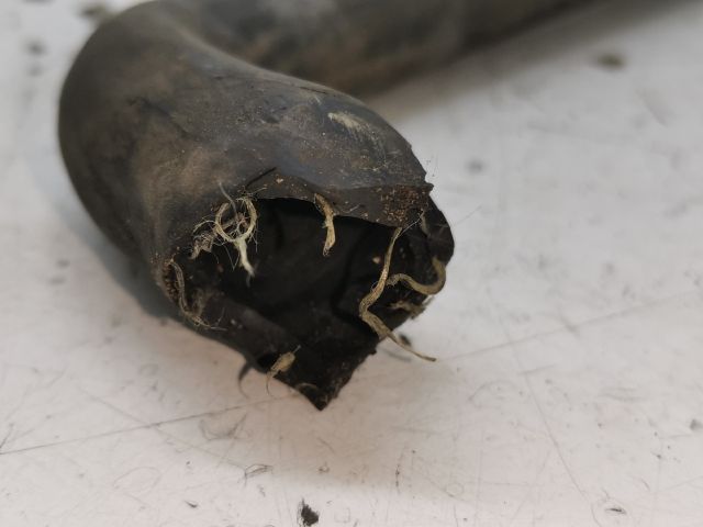 bontott VW POLO IV Vízcső